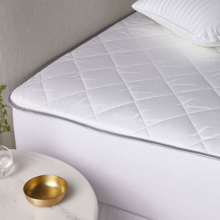 Accessorize 150GSM Premium Wool Mattress Protector Super King